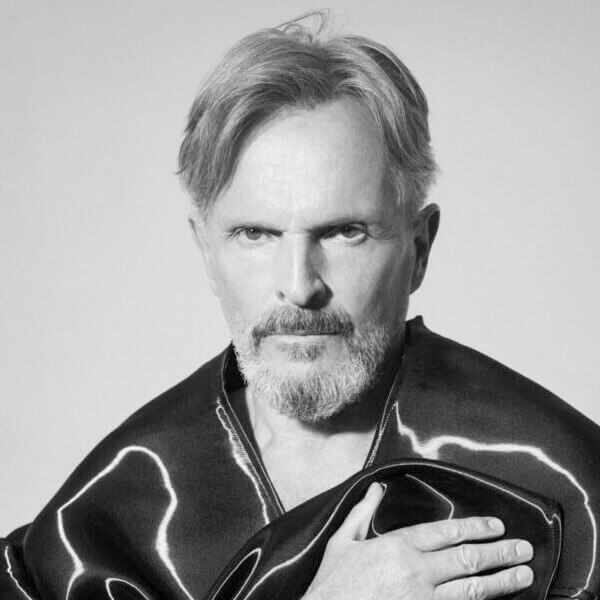 resena miguel bose